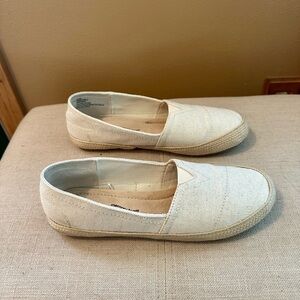 Women's Cream Flats